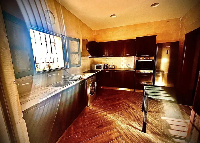 Dreamy Space With Caved Pool 別荘 *